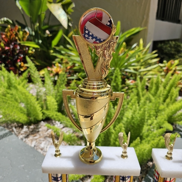 Set of 2 Large 25" Volleyball 2-Tier Patriotic Trophies w/ American Flag Columns - Picture 2 of 8